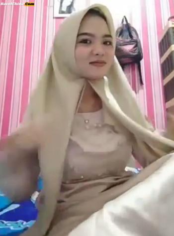 Neng Jilbab PAP Buat Ayank Sampai Bogel