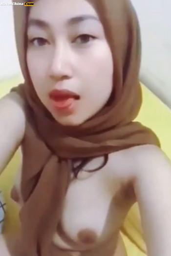 Tasya Hijab Seksi Bogel