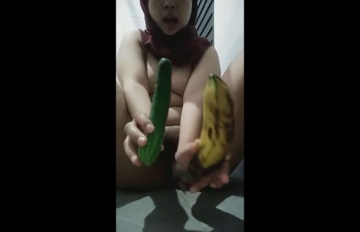 Timun Dan Pisang